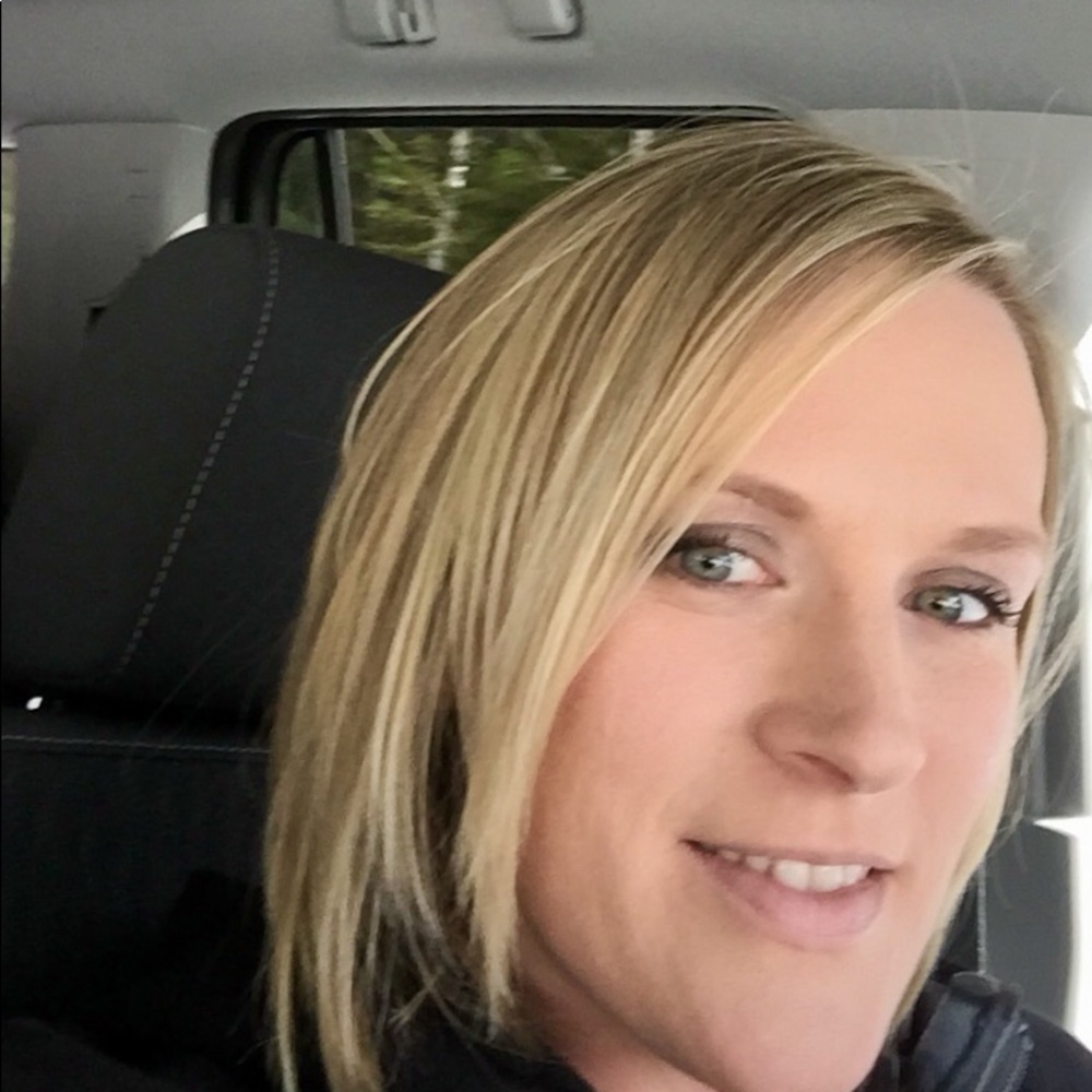 Meet your Posher, Pamela